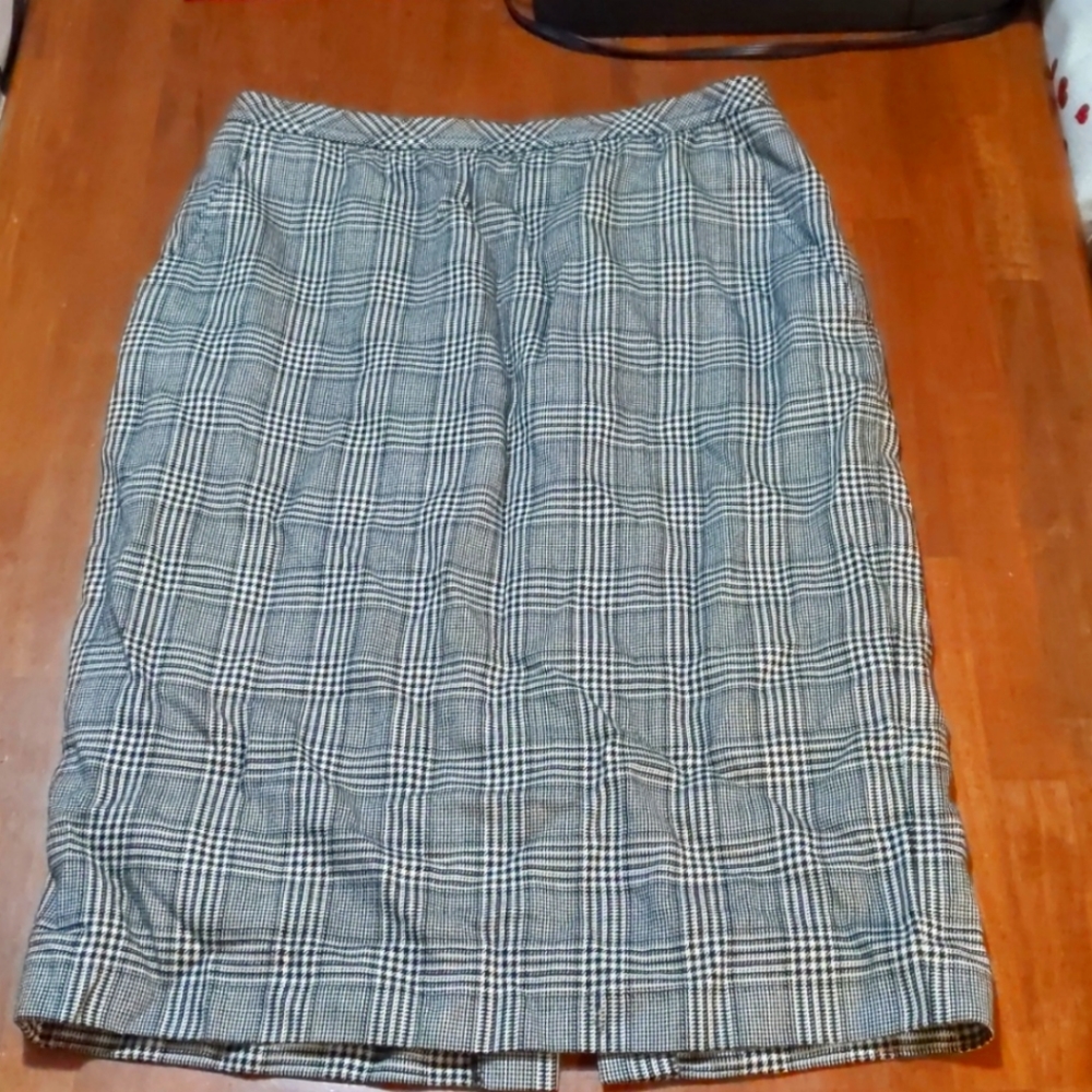 Escada skirt